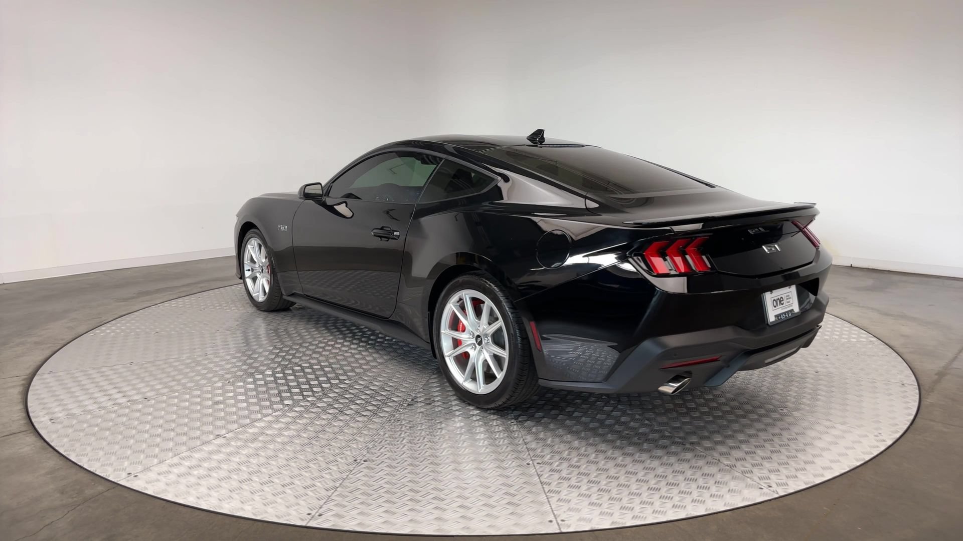 Used 2024 Ford Mustang GT Premium RWD image 6
