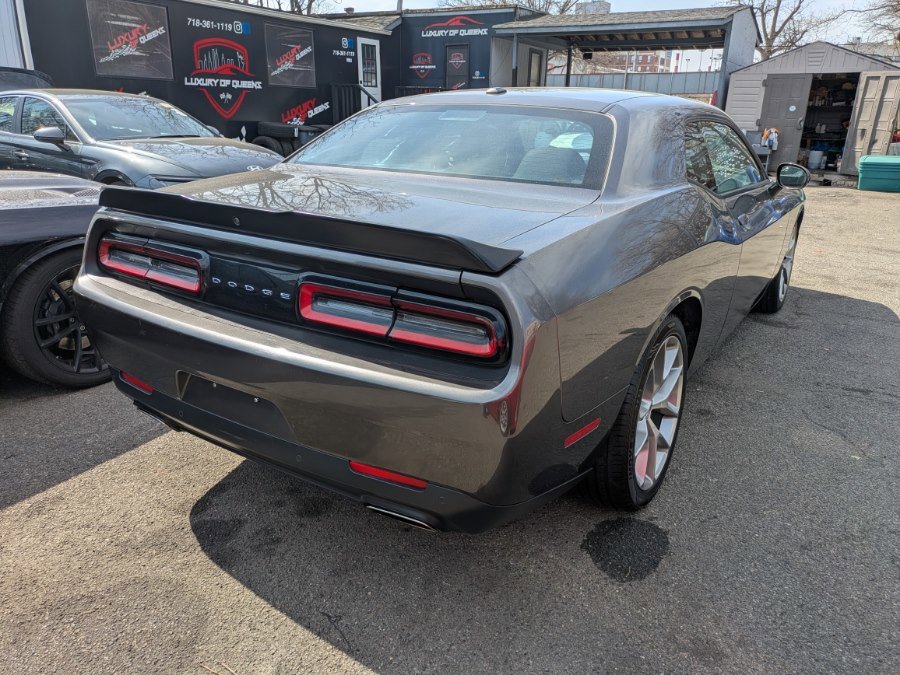 Used 2023 Dodge Challenger GT image 4