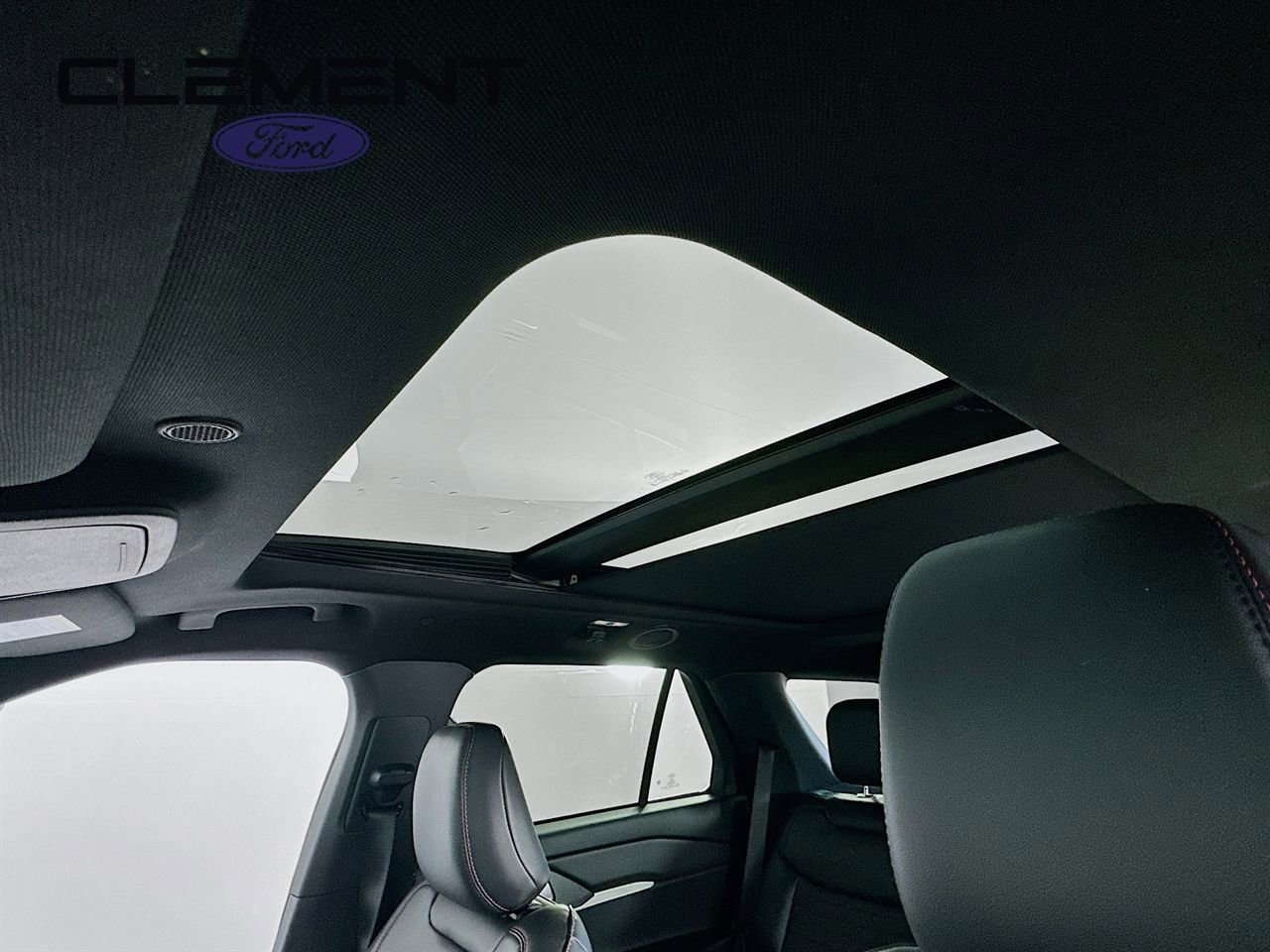 New 2025 Ford Explorer ST-Line w/ Premium Package image 23