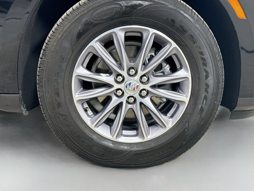 Used 2024 Buick Enclave Essence w/ Technology Package FWD image 31