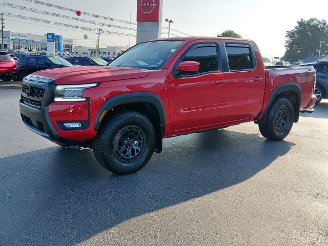 Used 2025 Nissan Frontier PRO-4X w/ Tow Package AWD/4WD image 7