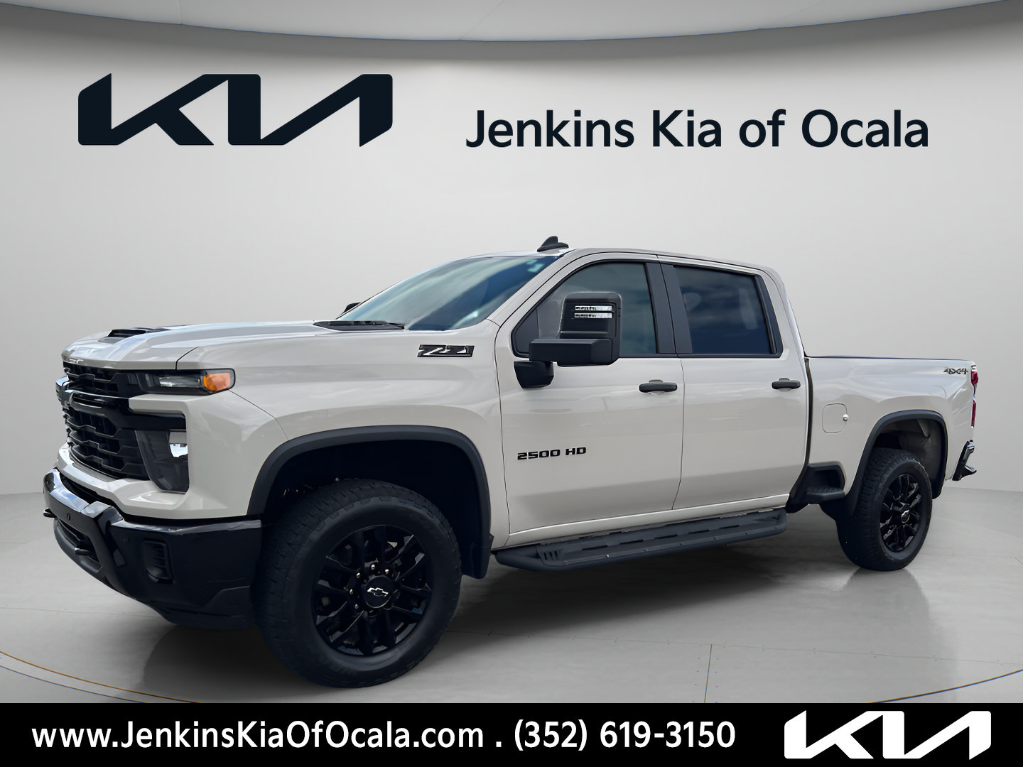 Used 2026 Chevrolet Silverado 2500 Custom w/ Custom Value Package AWD/4WD image 11