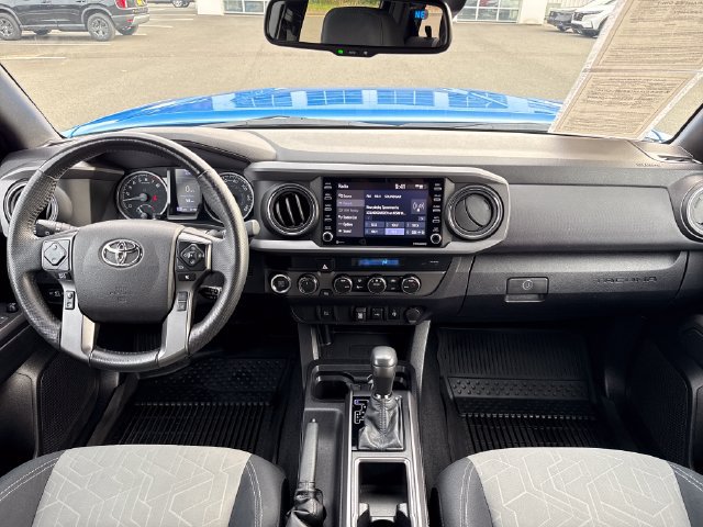 Used 2021 Toyota Tacoma TRD Off-Road AWD/4WD image 13
