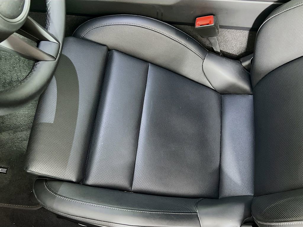 Certified 2024 Porsche 911 Carrera image 22