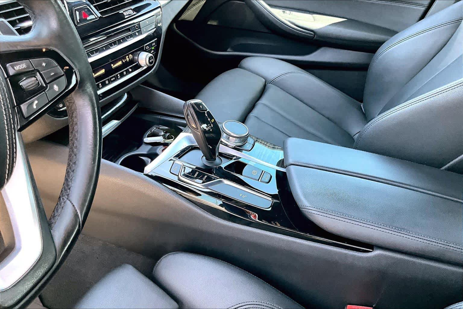 Used 2018 BMW 530i RWD image 17