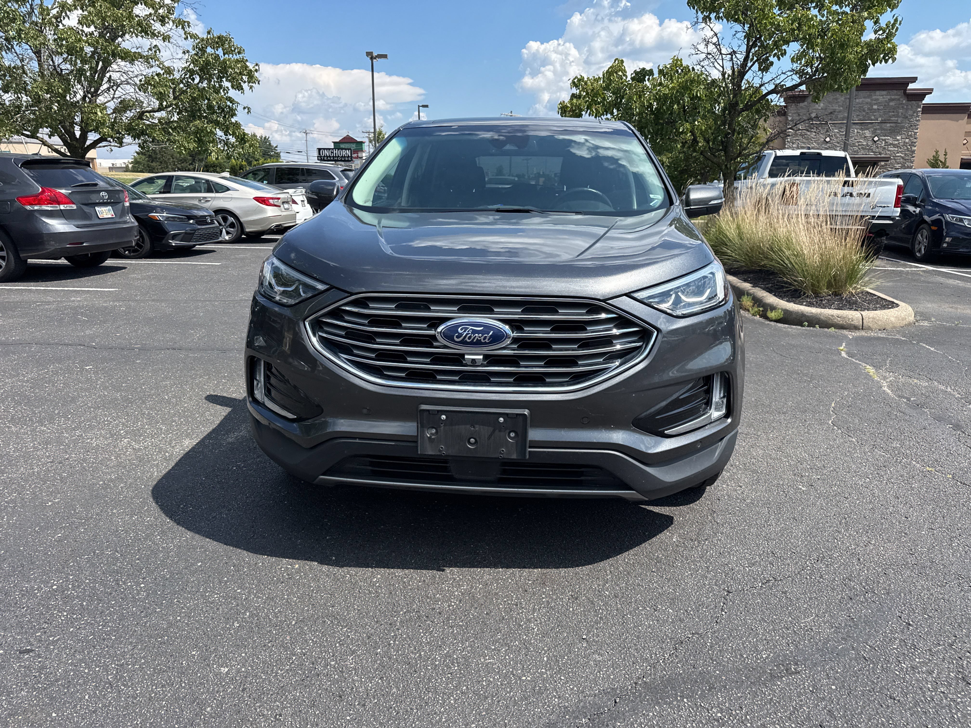 Used 2020 Ford Edge Titanium w/ Equipment Group 301A AWD/4WD image 16