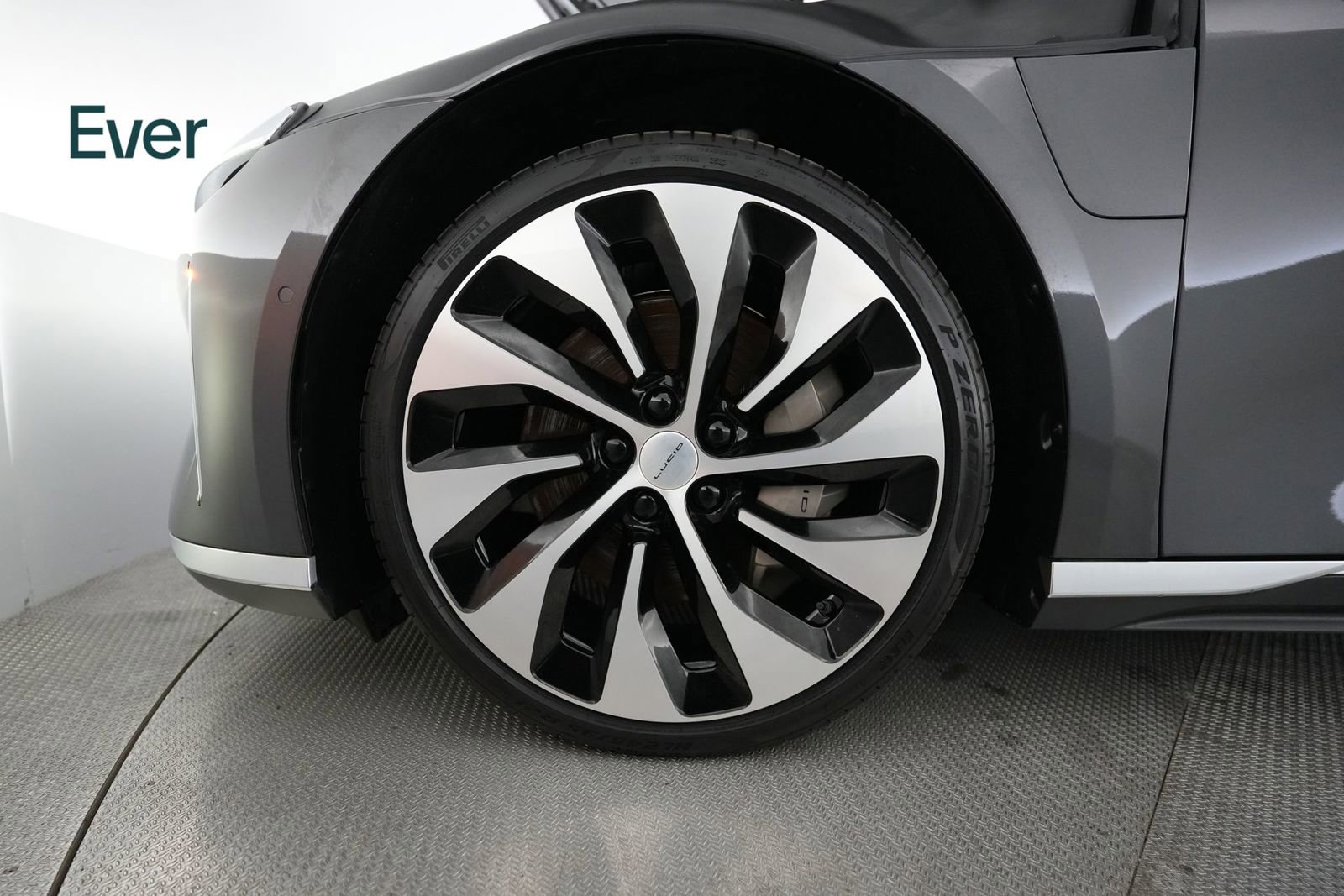 Used 2023 Lucid Air Grand Touring image 19