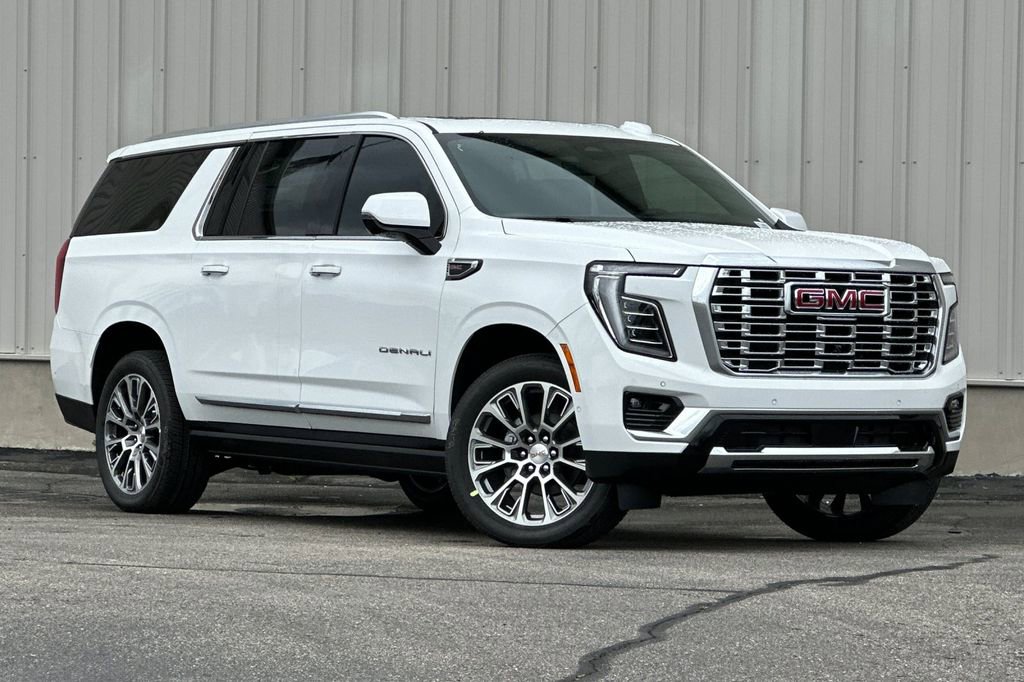 New 2026 GMC Yukon XL Denali w/ Denali Reserve Package AWD/4WD image 2