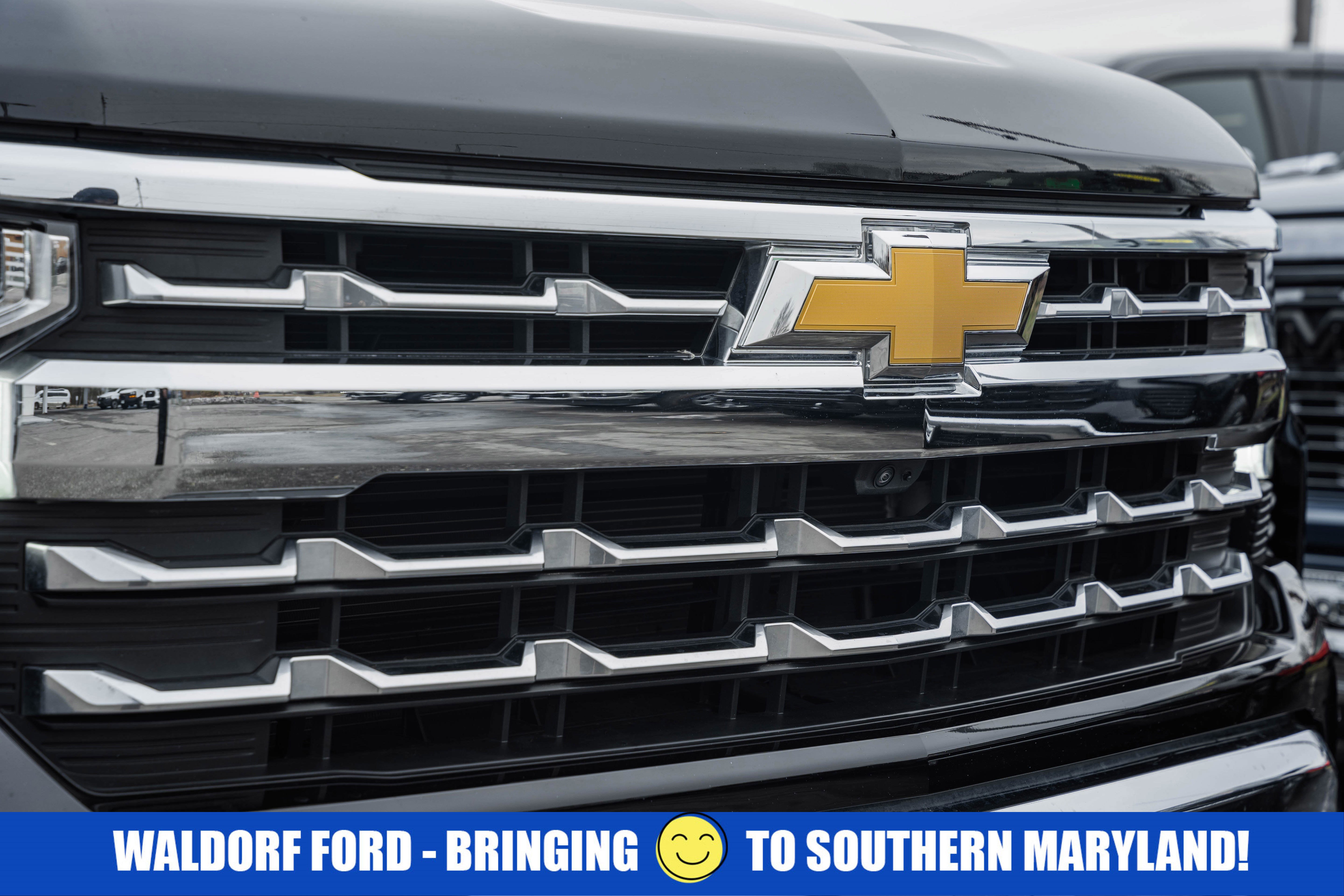Used 2024 Chevrolet Silverado 1500 LTZ w/ LTZ Premium Package image 11