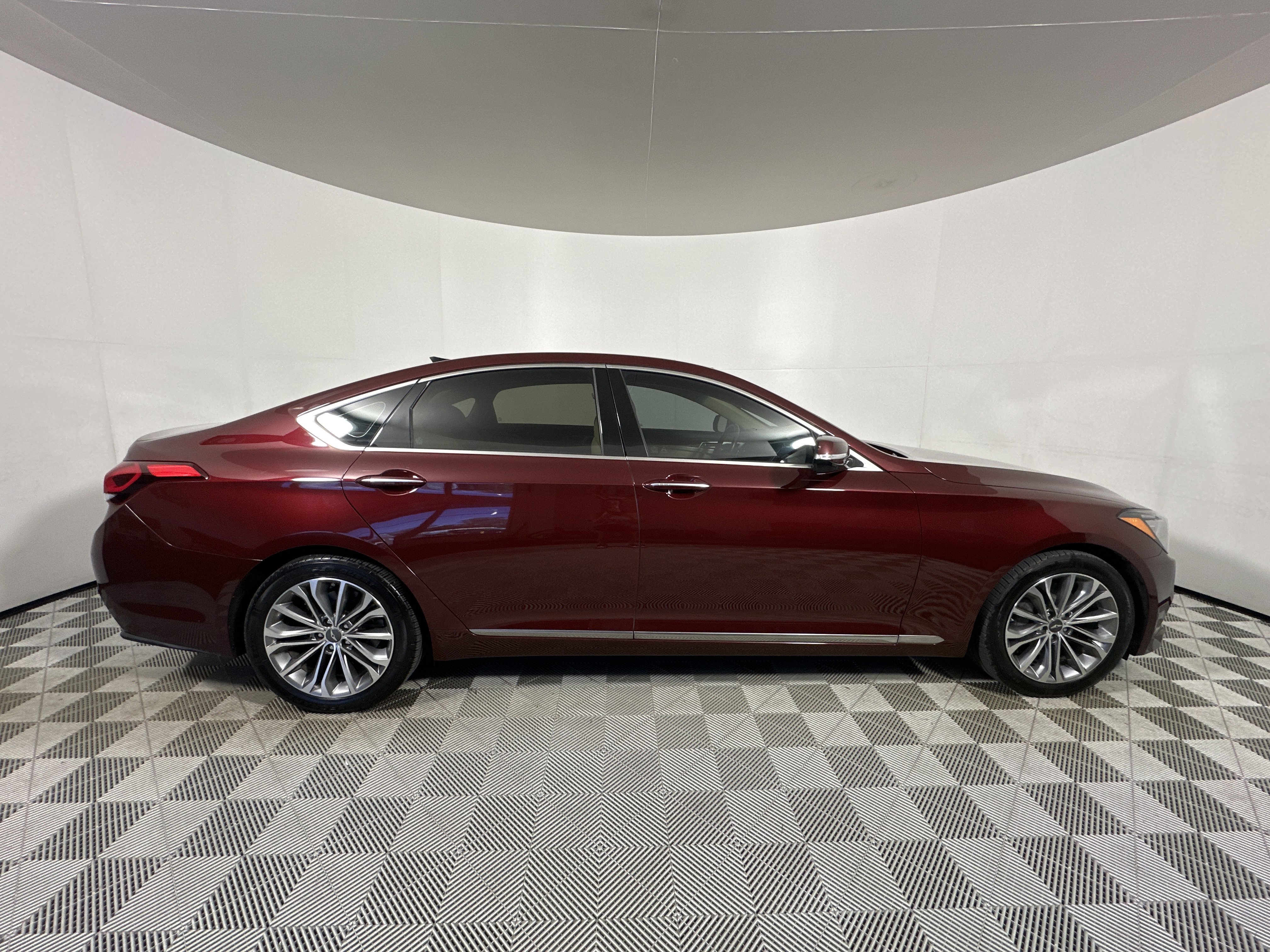 Used 2015 Hyundai Genesis 3.8 w/ Option Group 02 image 8