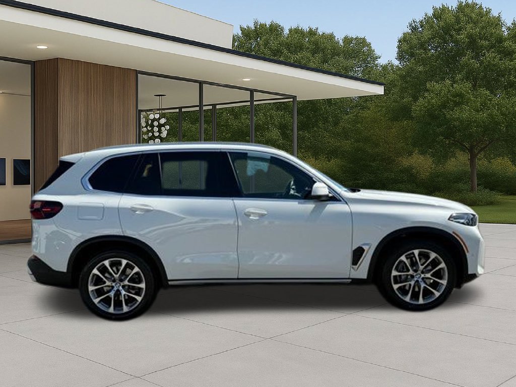 Used 2024 BMW X5 xDrive40i AWD/4WD image 5