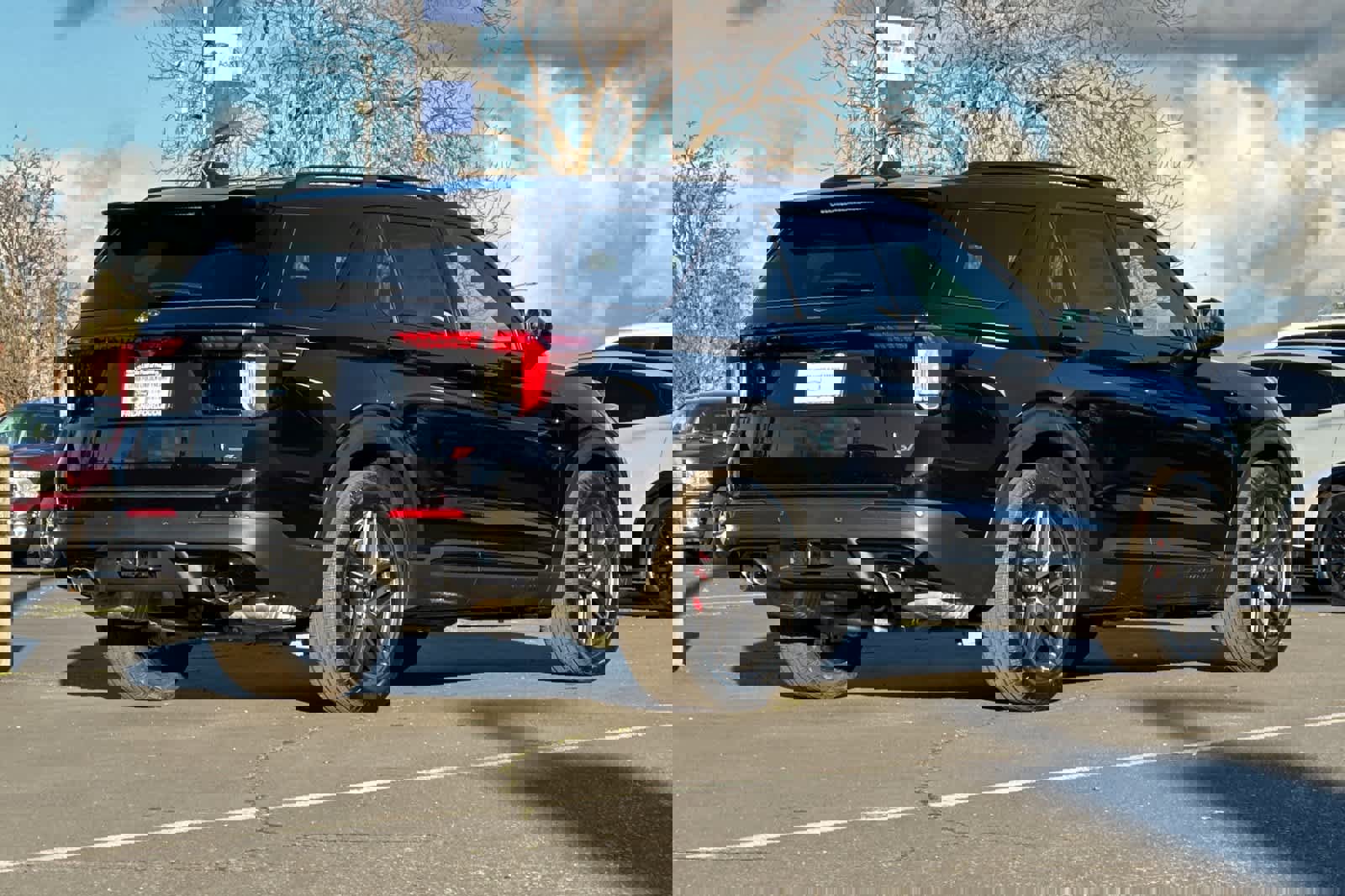 New 2026 Ford Explorer ST w/ Sun And Sound Package image 2