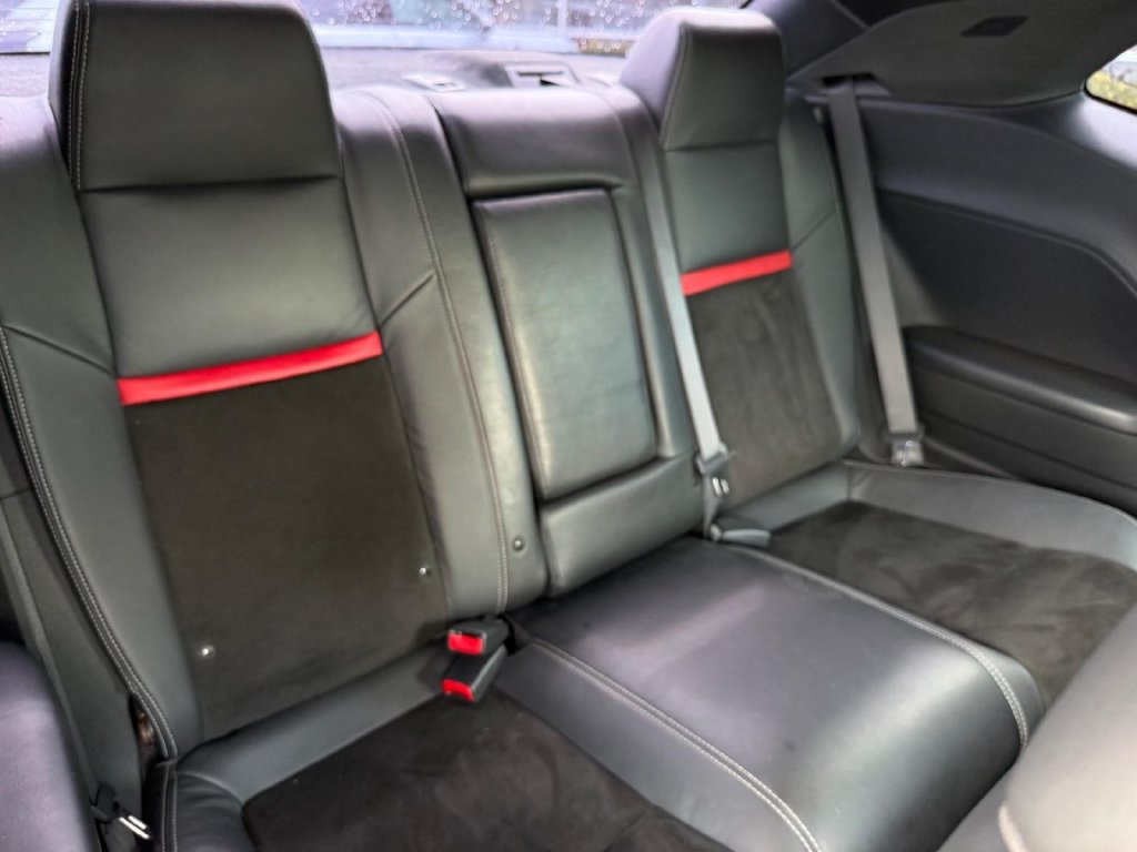 Used 2011 Dodge Challenger SRT8 RWD image 10