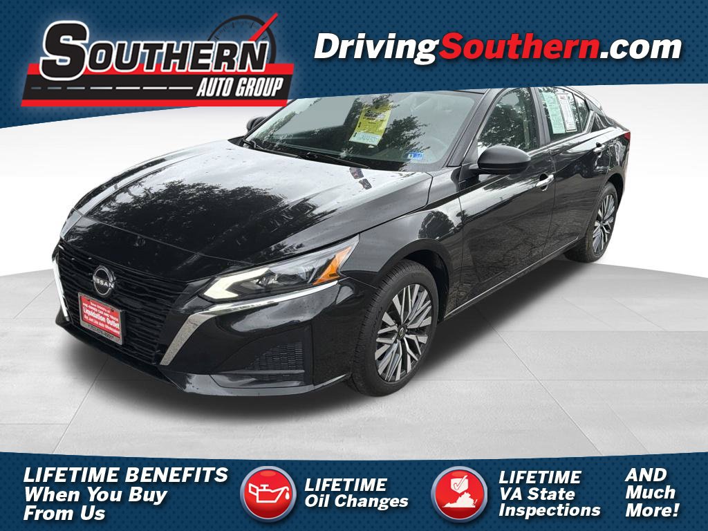 Used 2025 Nissan Altima 2.5 SV AWD/4WD image 1
