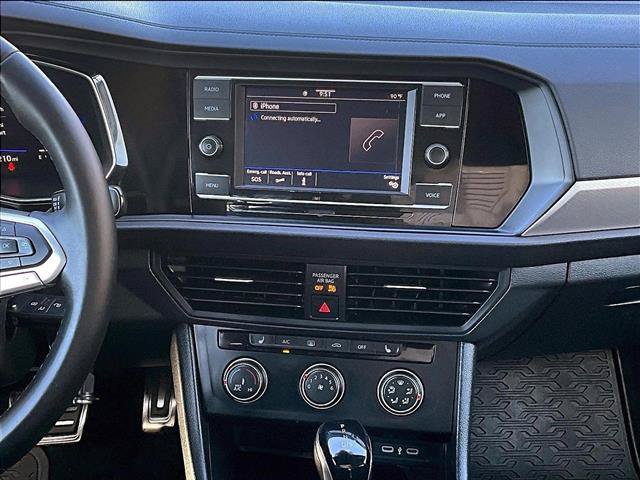 Used 2024 Volkswagen Jetta Sport FWD image 8