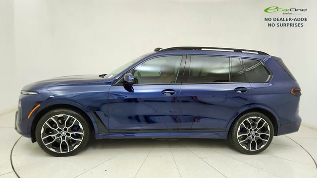 Used 2024 BMW X7 xDrive40i w/ M Sport Package AWD/4WD image 10