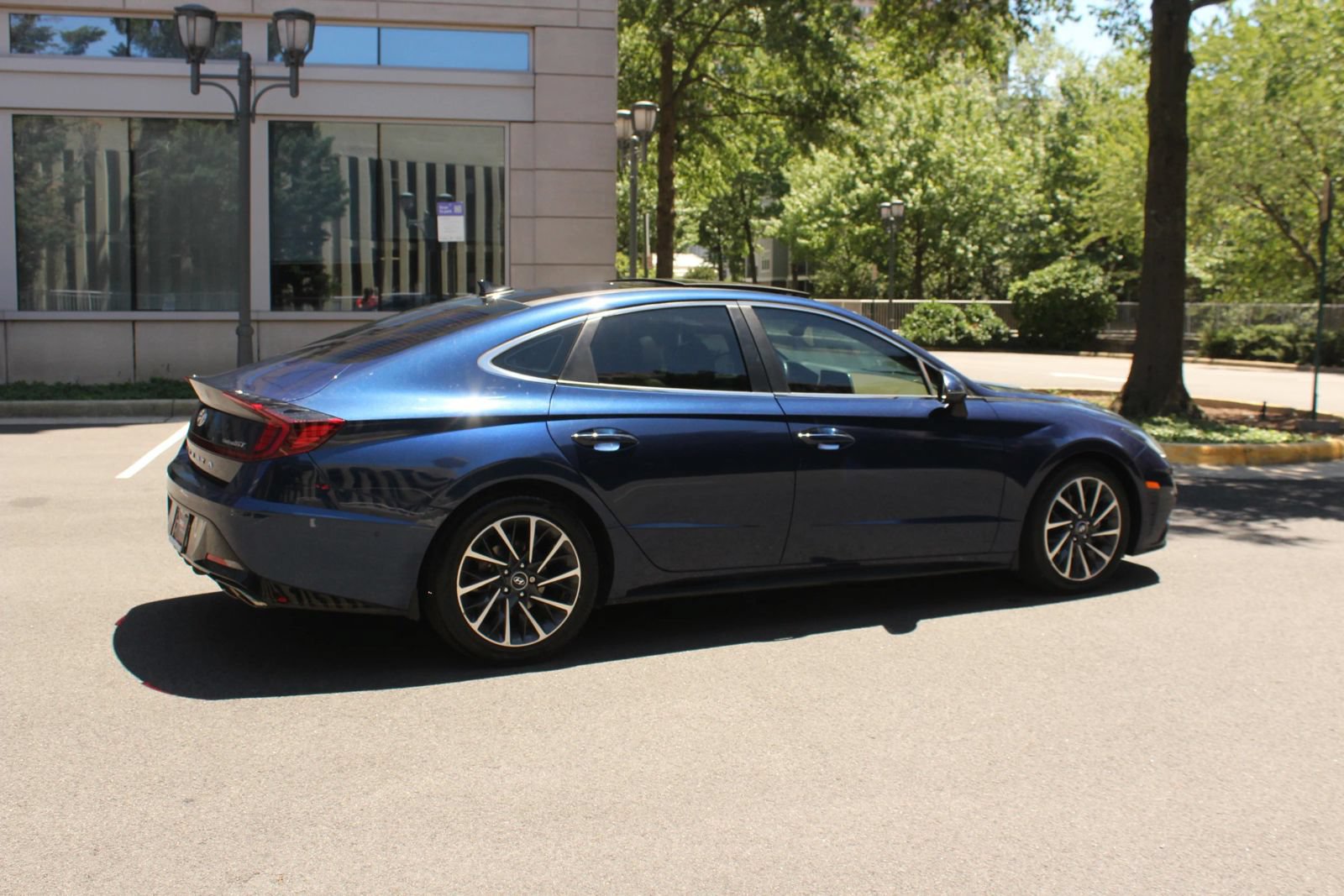 Used 2020 Hyundai Sonata Limited FWD image 7