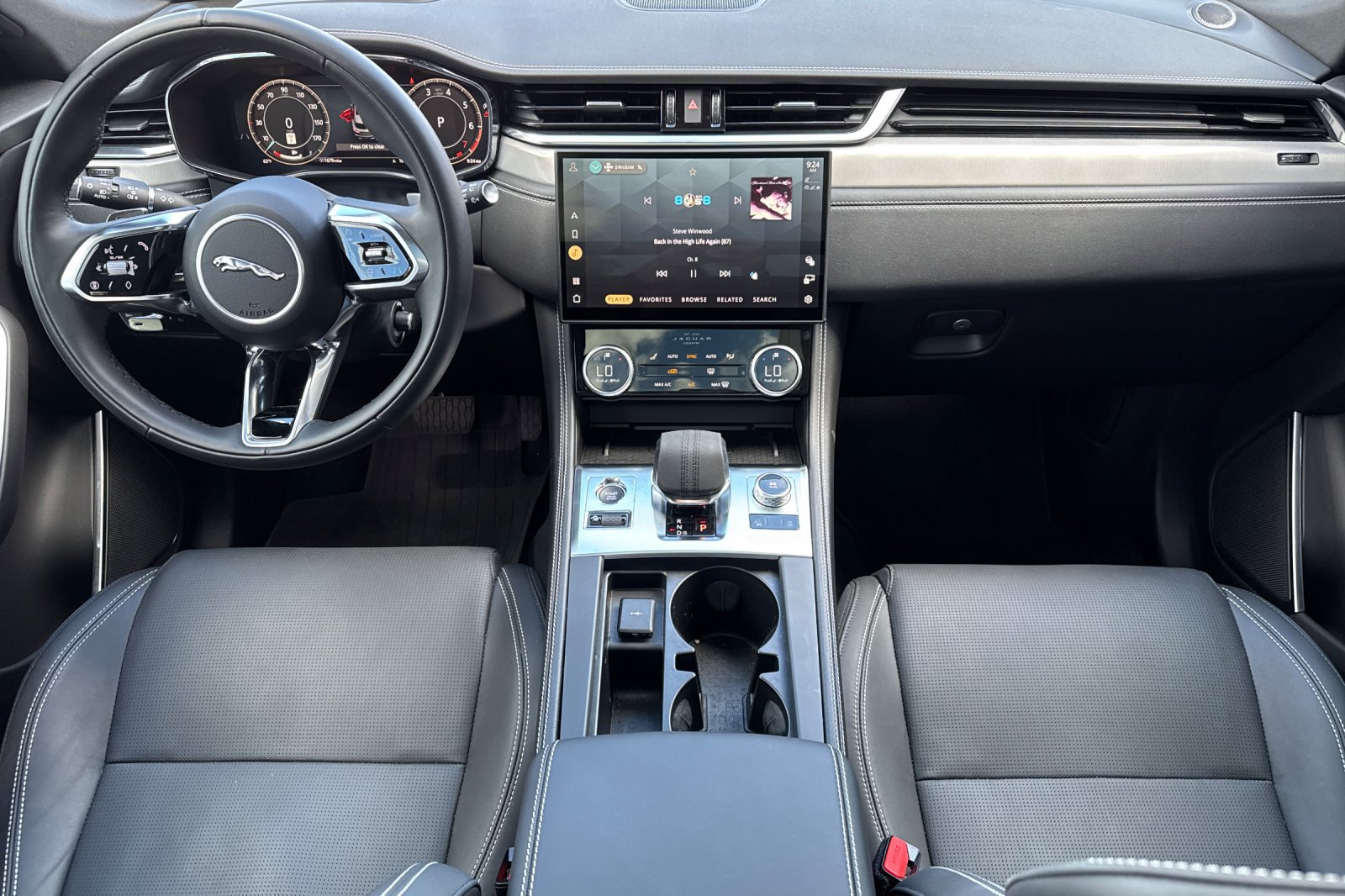 Used 2026 Jaguar F-PACE R-Dynamic S AWD/4WD image 13