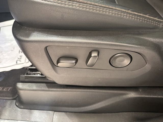 Certified 2024 Chevrolet Tahoe High Country w/ Advanced Technology Package image 23