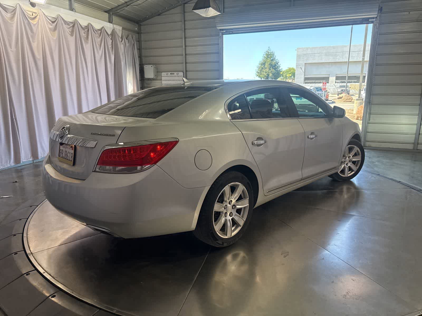 Used 2012 Buick LaCrosse Leather FWD image 5