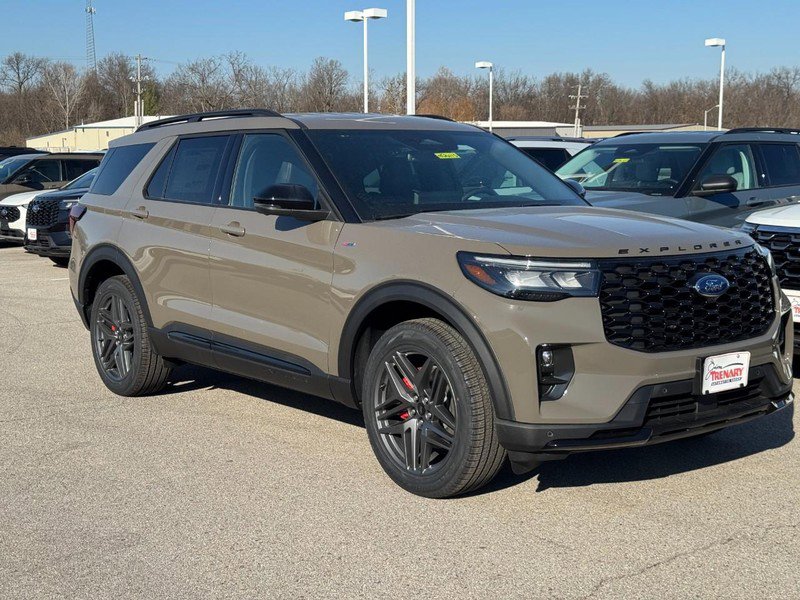 New 2026 Ford Explorer ST-Line w/ ST-Line Street Pack AWD/4WD video 2