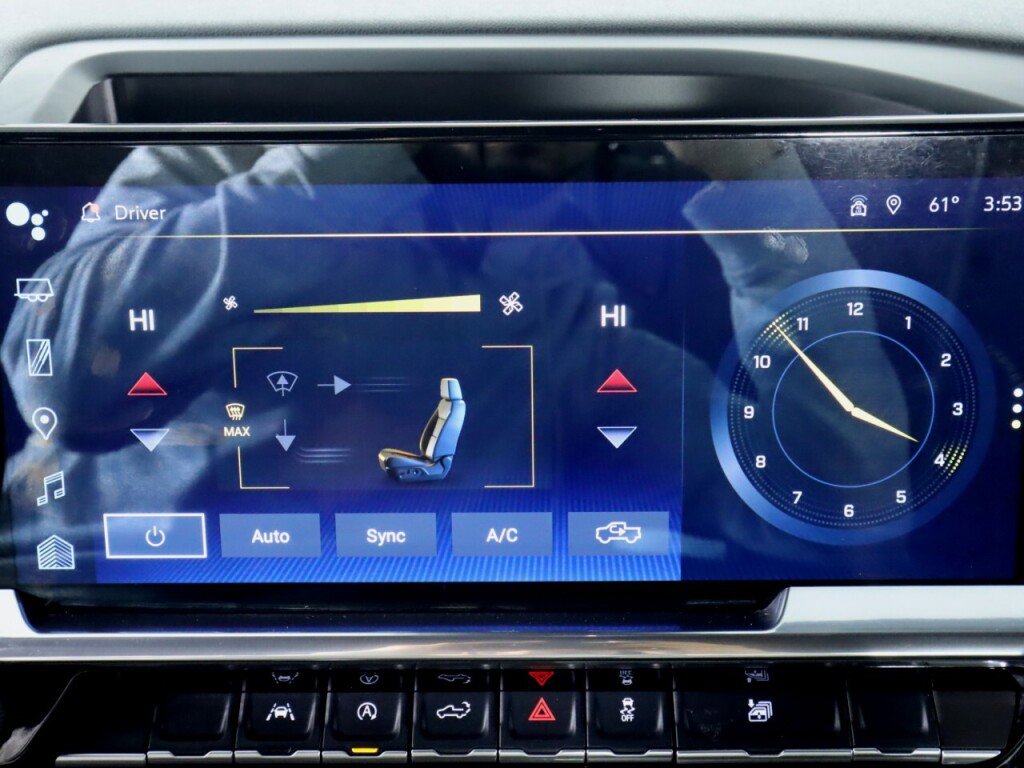 Used 2025 Chevrolet Silverado 1500 LT image 20