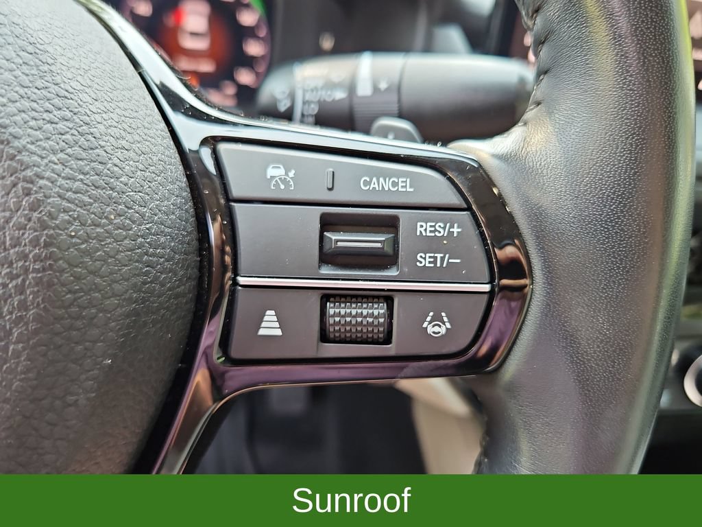 Used 2023 Honda Accord Touring image 12