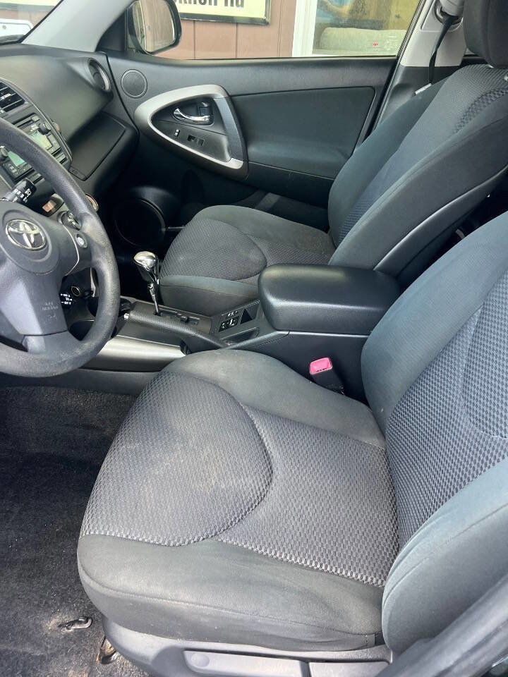 Used 2012 Toyota RAV4 Sport w/ Appearance Pkg image 6