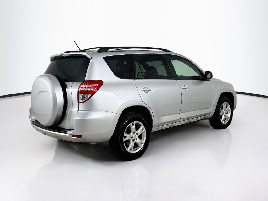 Used 2011 Toyota RAV4 2WD w/ Upgrade Value Pkg image 7