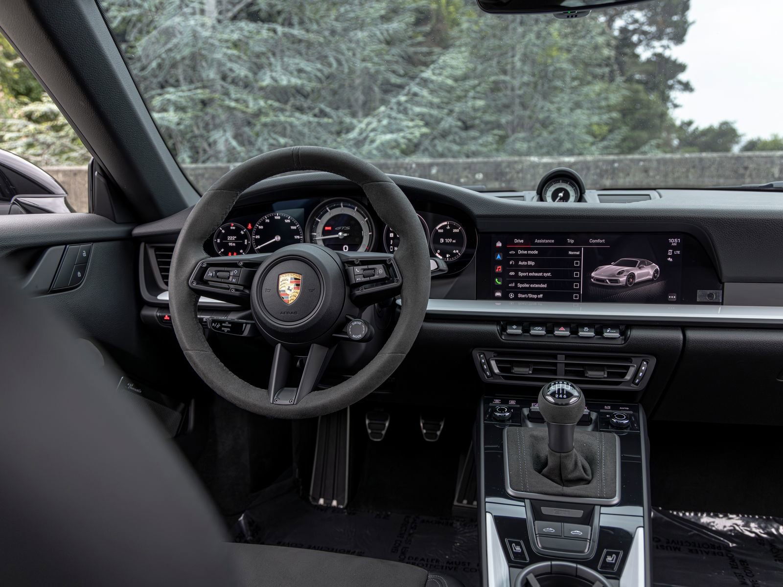 Certified 2022 Porsche 911 Targa 4 GTS AWD/4WD image 45