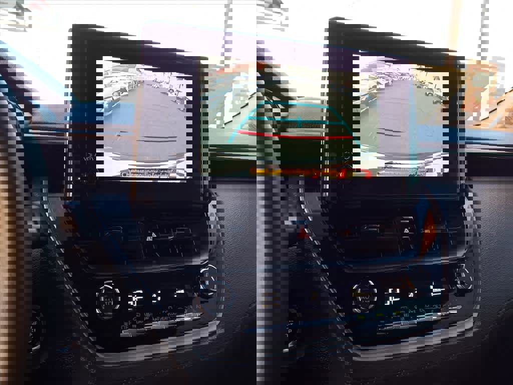 Certified 2023 Toyota Corolla Cross LE image 13