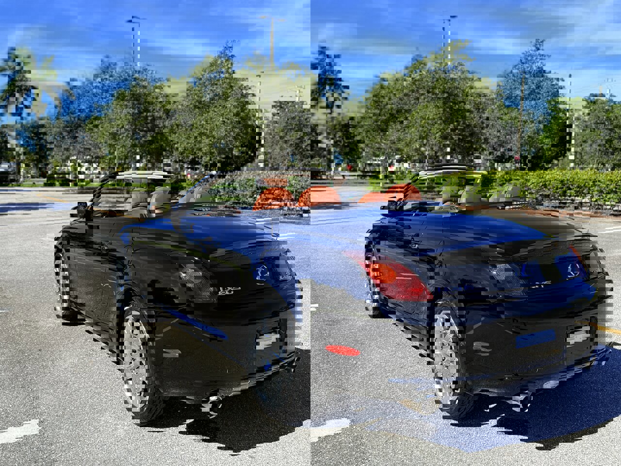 Used 2004 Lexus SC 430 Convertible image 3