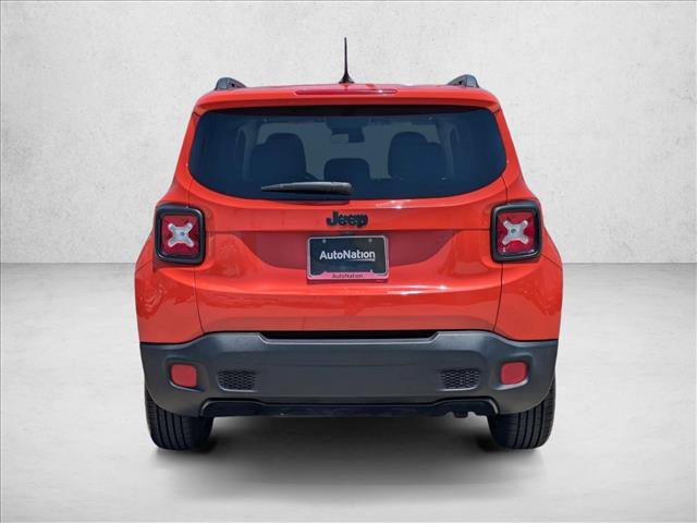Used 2017 Jeep Renegade Altitude FWD image 7