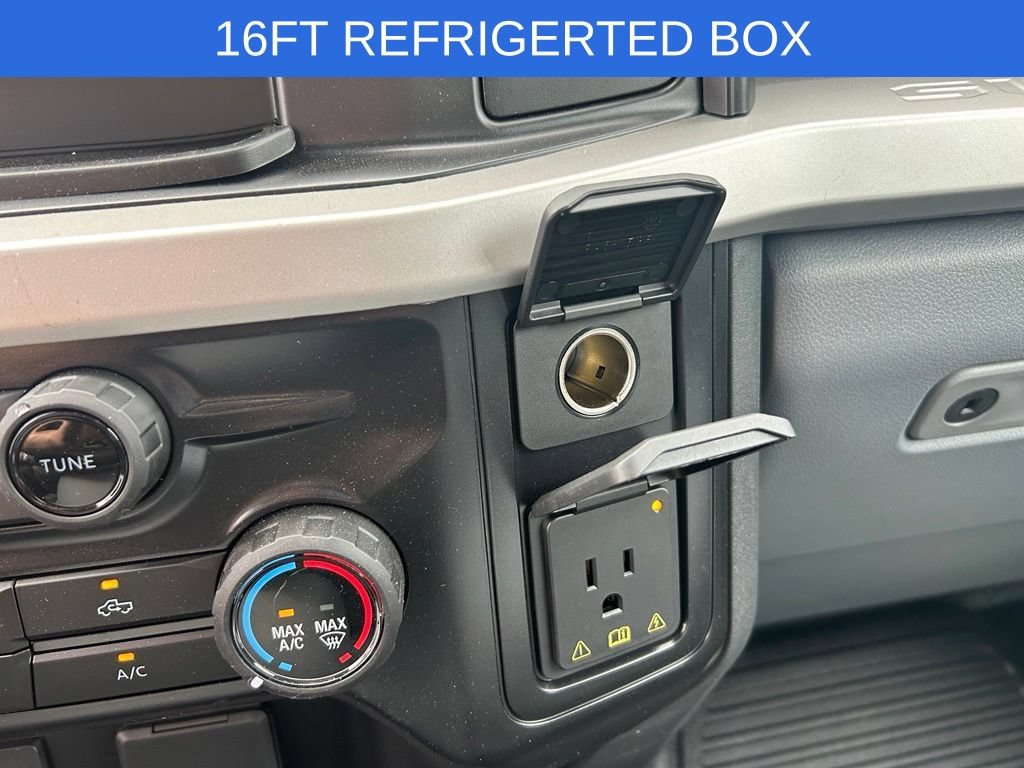 New 2026 Ford F550 2WD Regular Cab Super Duty image 23