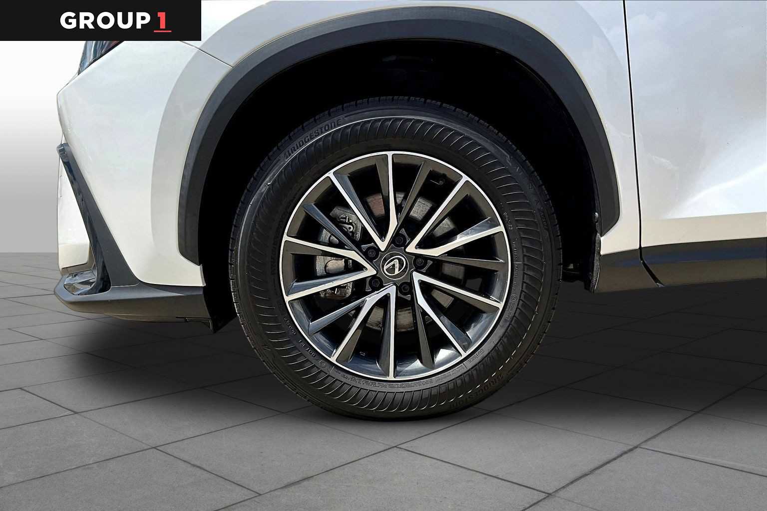 Used 2024 Lexus NX 250 FWD image 9