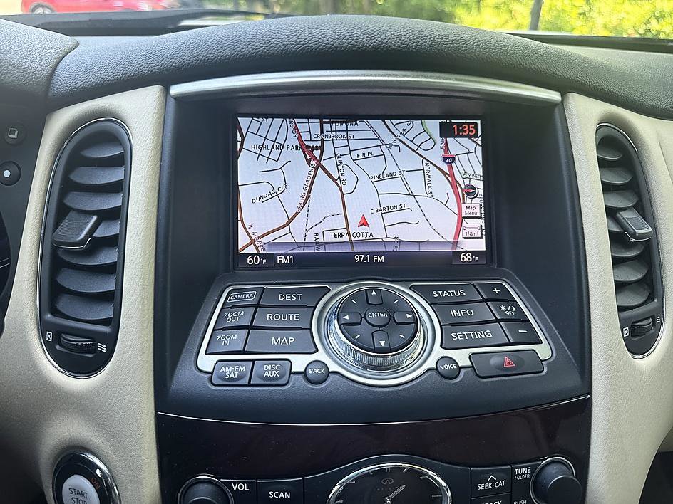 Used 2017 INFINITI QX50 AWD w/ Premium Plus Package image 17