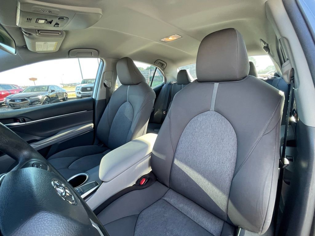 Used 2024 Toyota Camry LE image 21