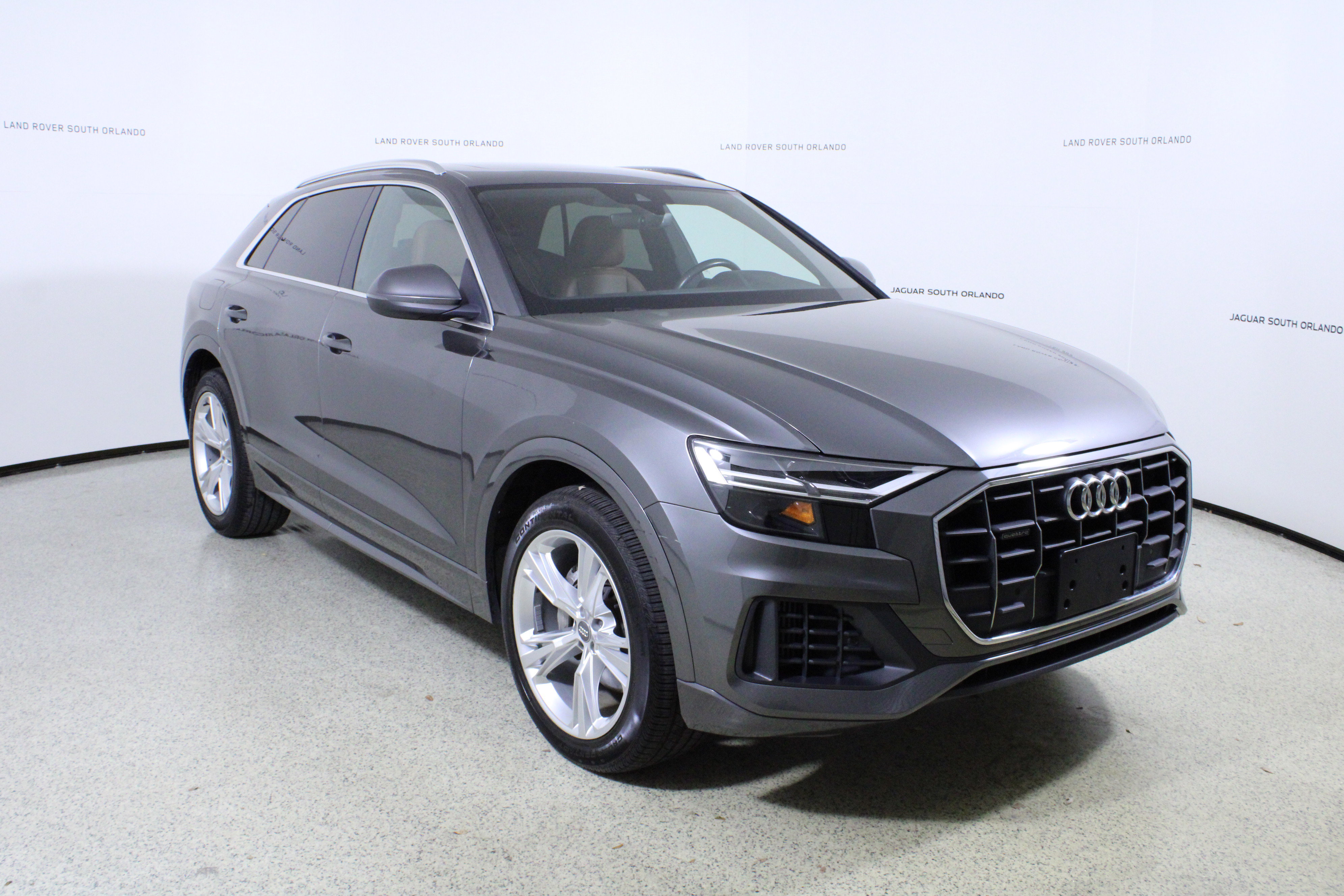 Used 2019 Audi Q8 Premium image 3