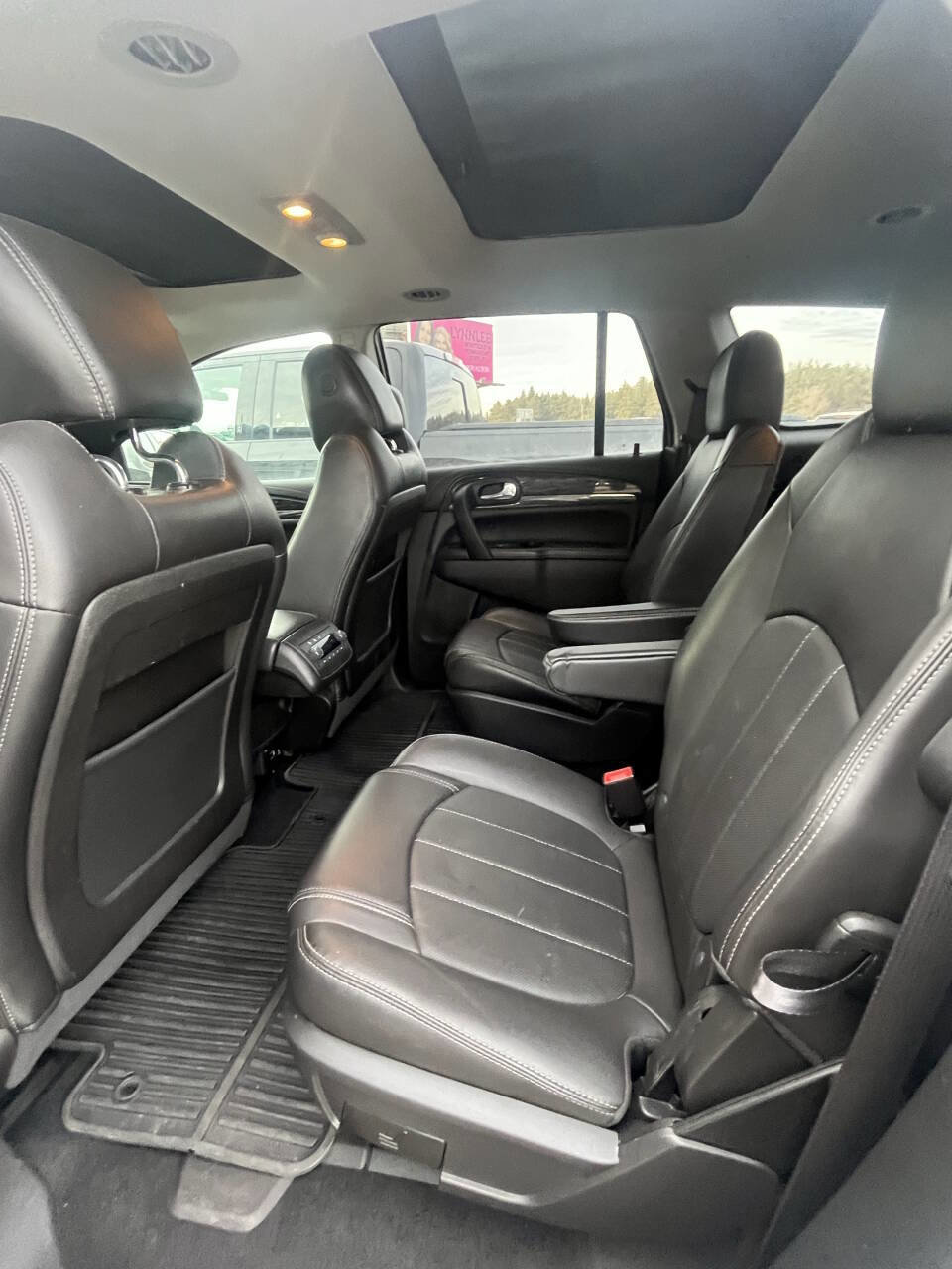 Used 2017 Buick Enclave Premium w/ Experience Buick Package image 4