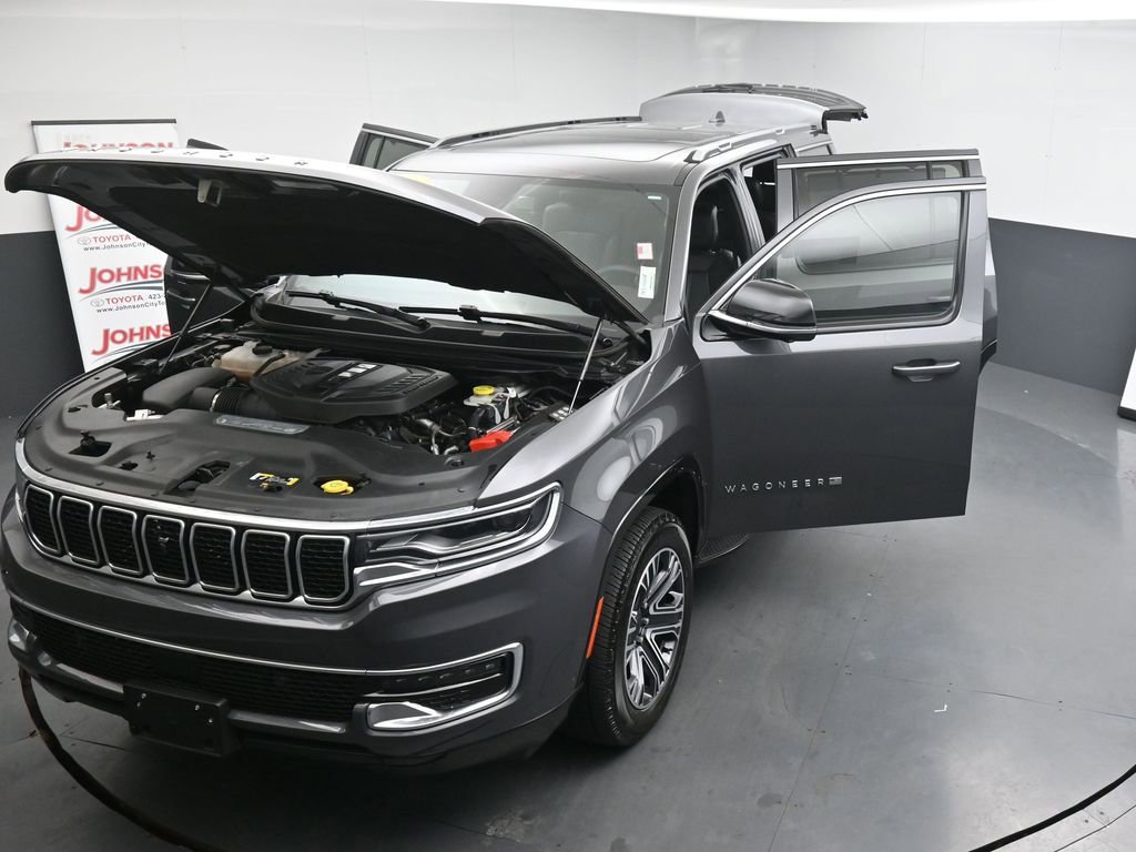 Used 2024 Jeep Wagoneer 4WD w/ Premium Group I image 45