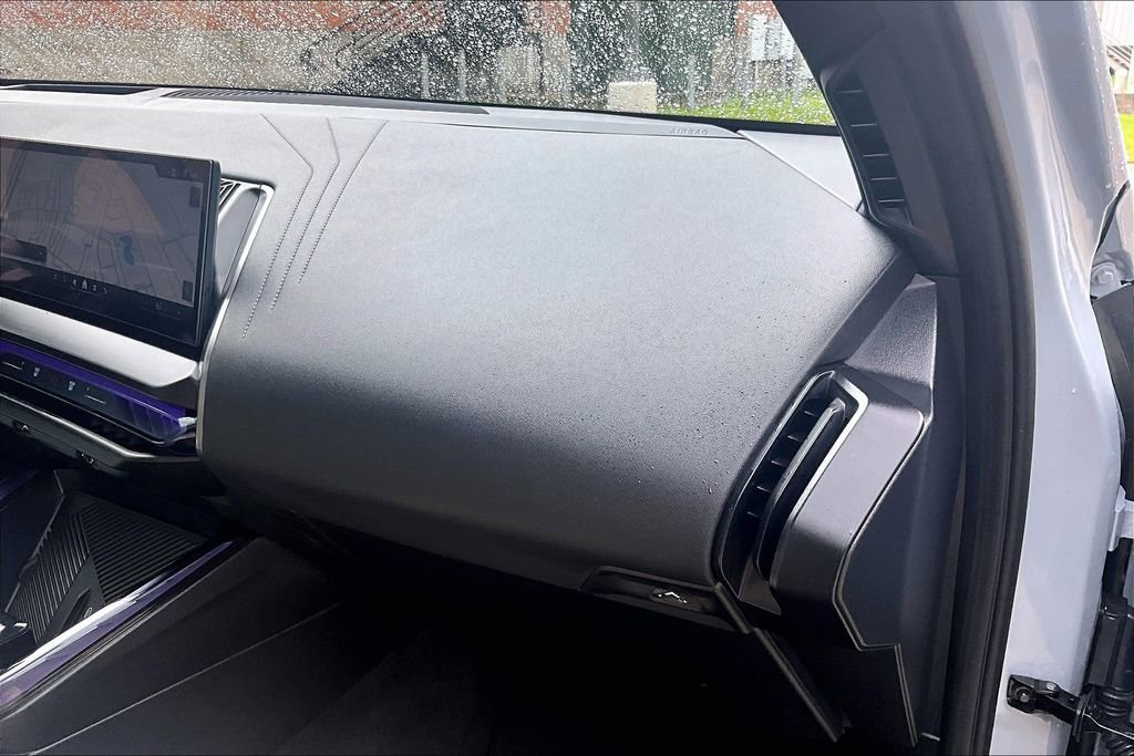 Used 2025 BMW X3 xDrive30i image 21