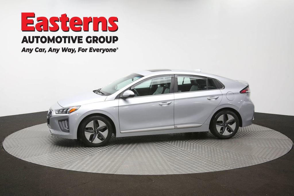 Used 2022 Hyundai Ioniq SEL FWD image 58