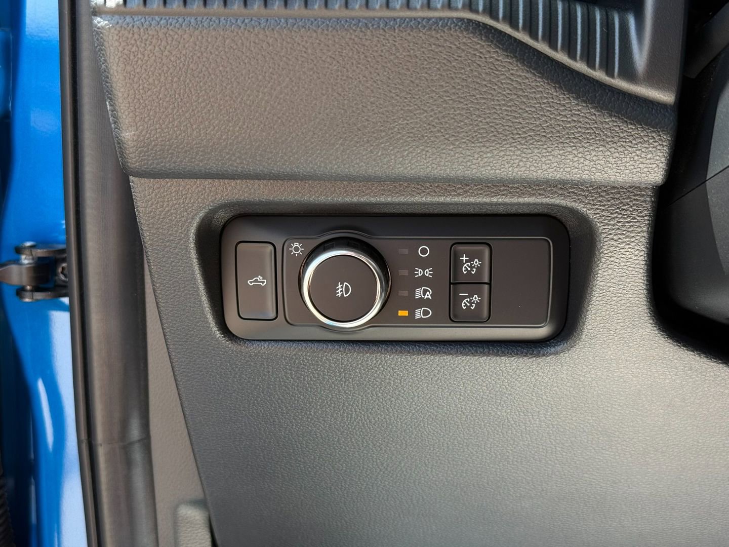 New 2025 Ford Ranger XLT w/ Equipment Group 301A High image 42