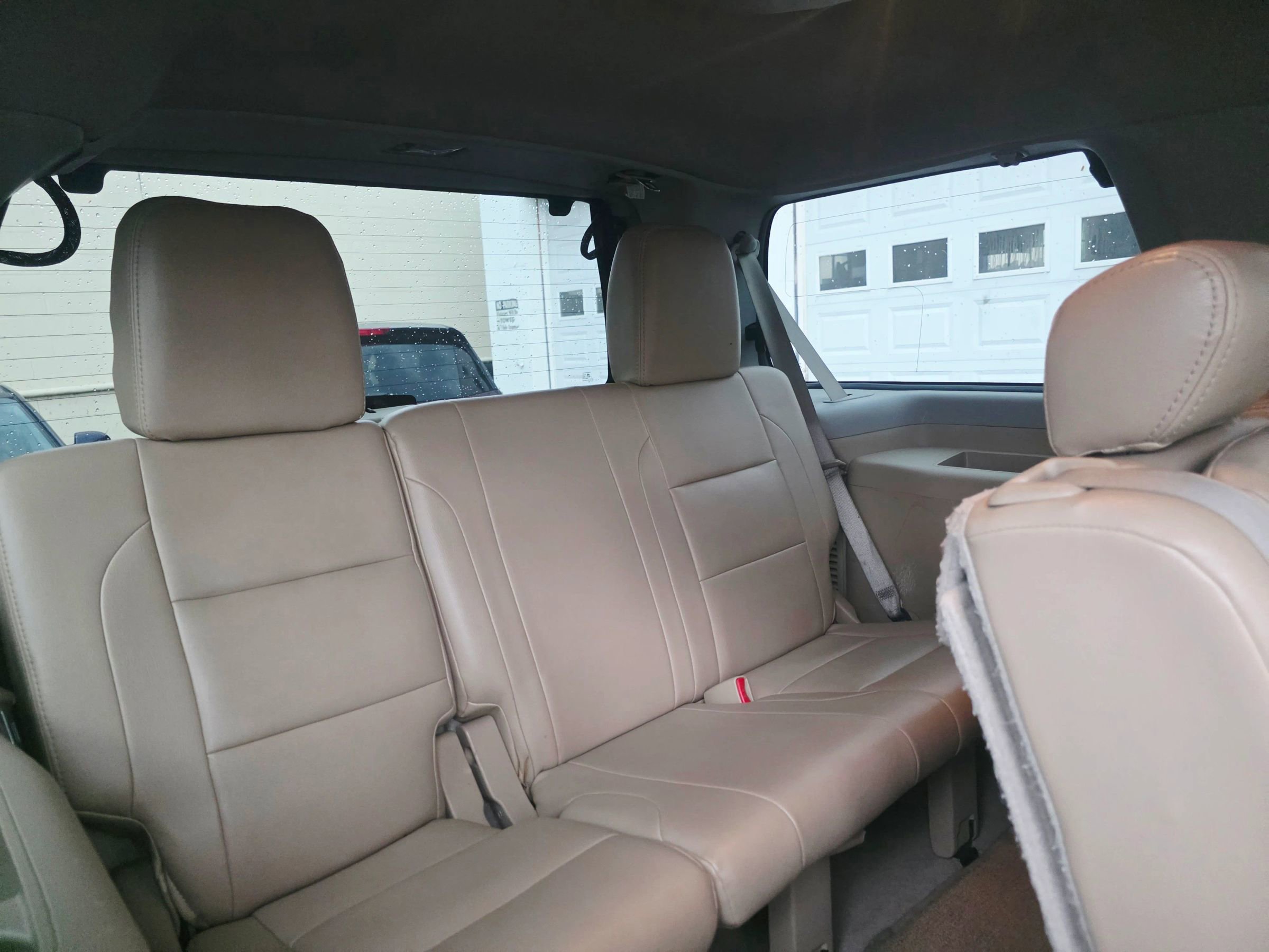 Used 2013 Nissan Armada SV AWD/4WD image 18