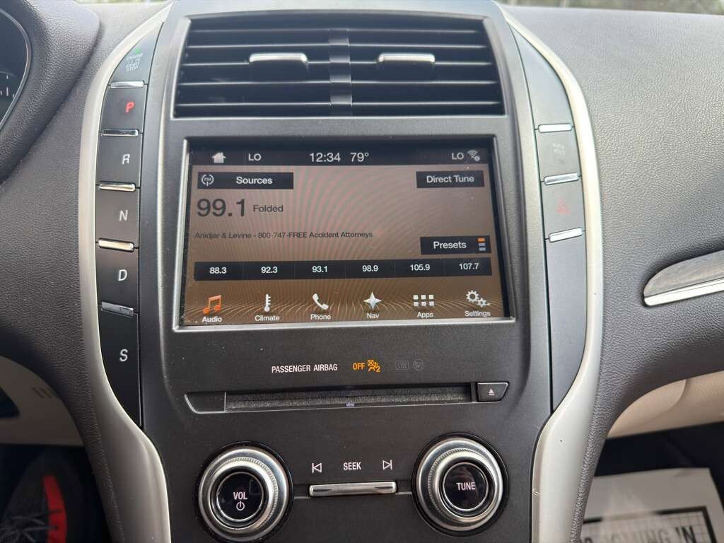 Used 2018 Lincoln MKC Reserve w/ Lincoln MKC Climate Package image 18