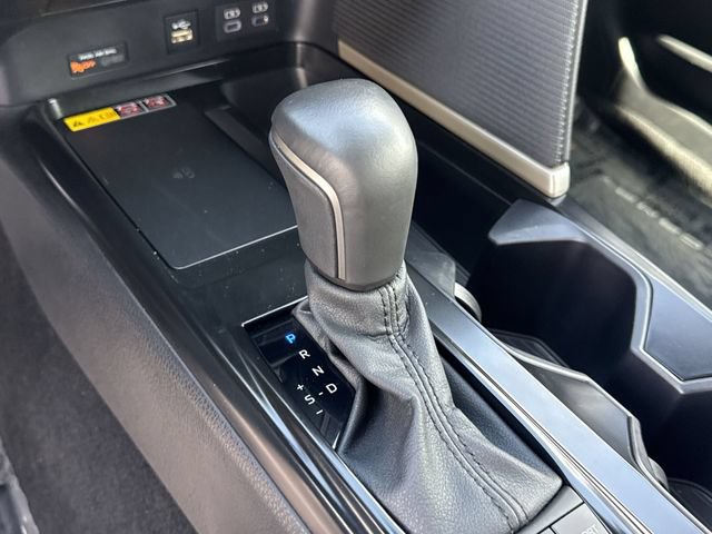 Used 2026 Toyota Camry SE FWD image 20