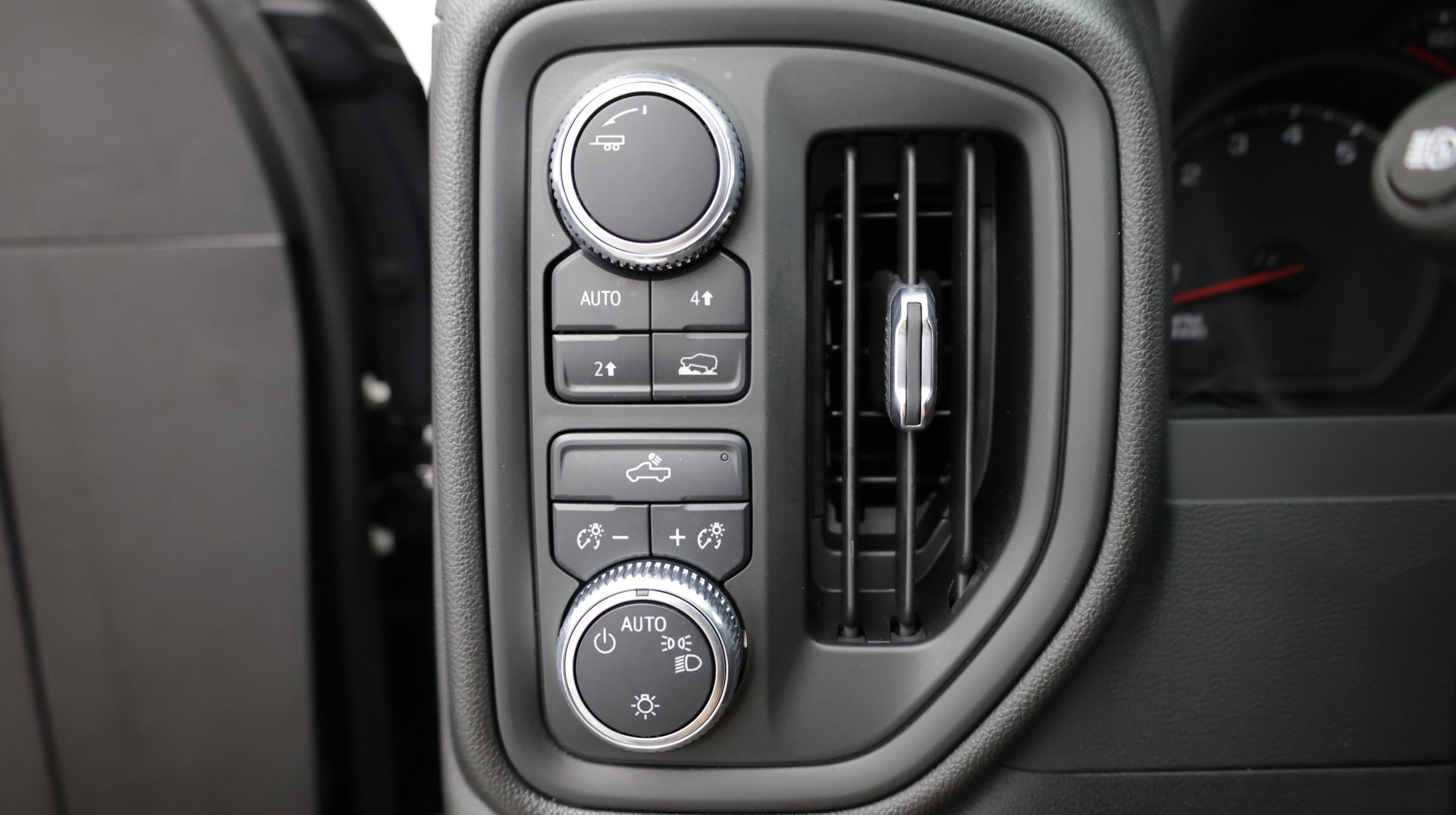 Used 2023 GMC Sierra 1500 Pro w/ Graphite Edition AWD/4WD image 16