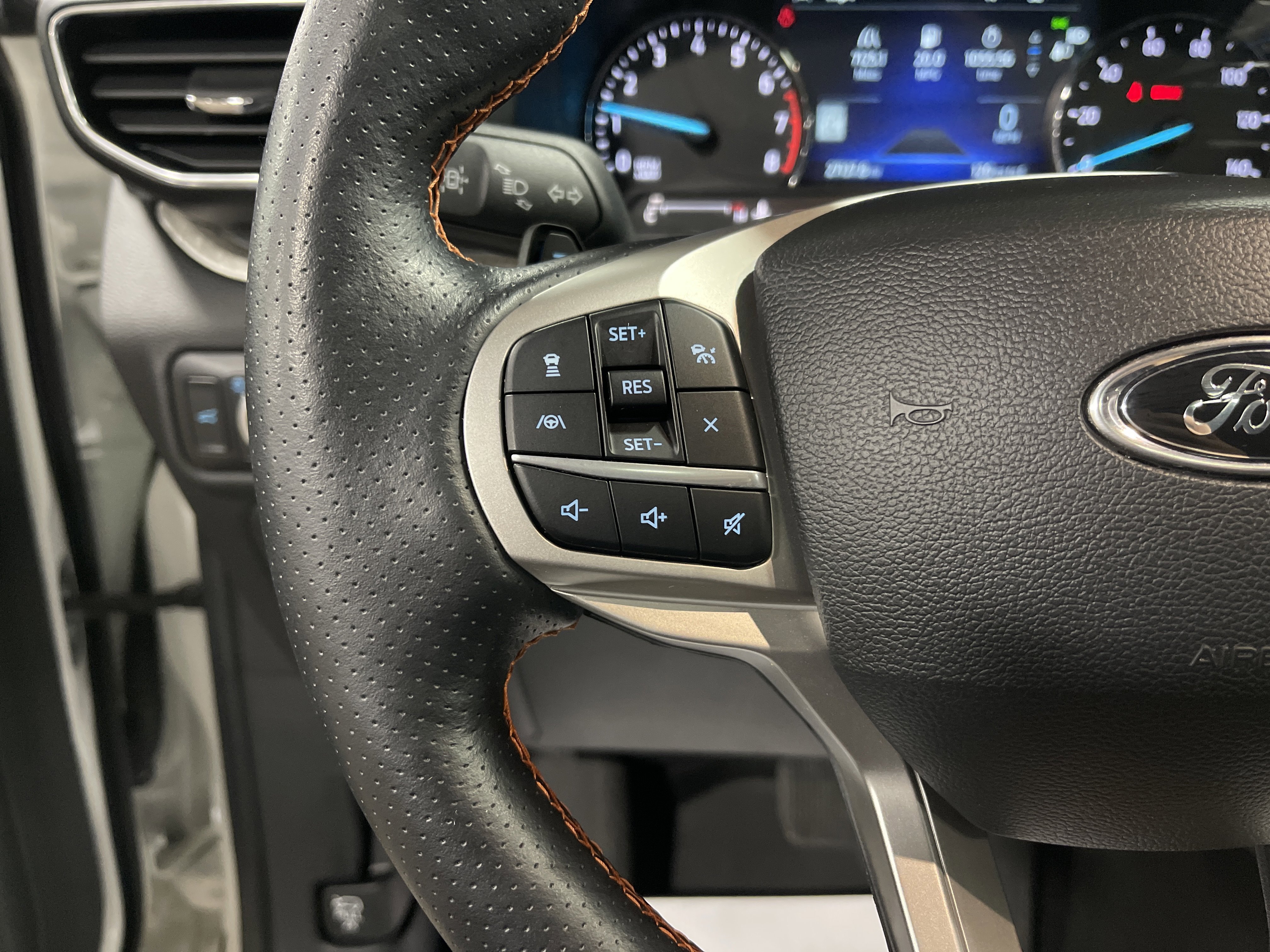 Used 2022 Ford Explorer Timberline image 21