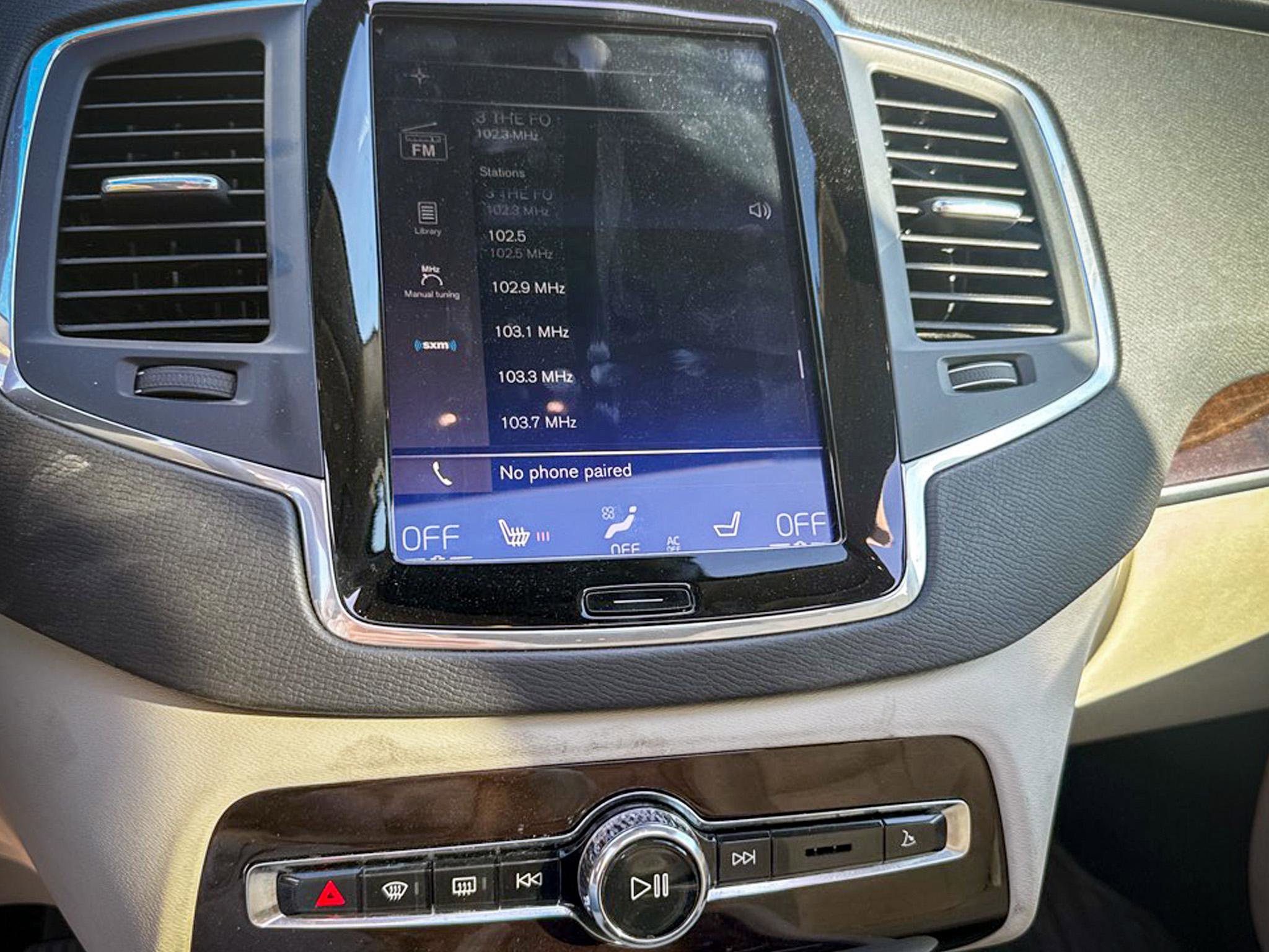 Used 2019 Volvo XC90 T6 Momentum w/ Advanced Package image 25