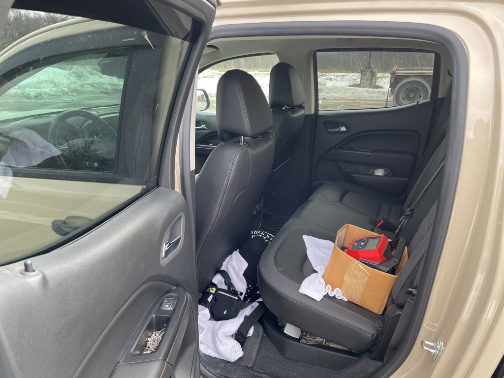 Used 2022 GMC Canyon AT4 w/ Trailering Package image 11